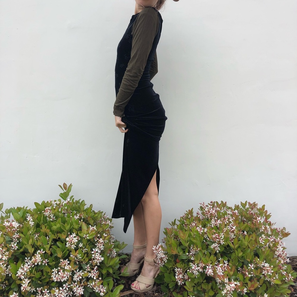 Long Black Velvet Dress